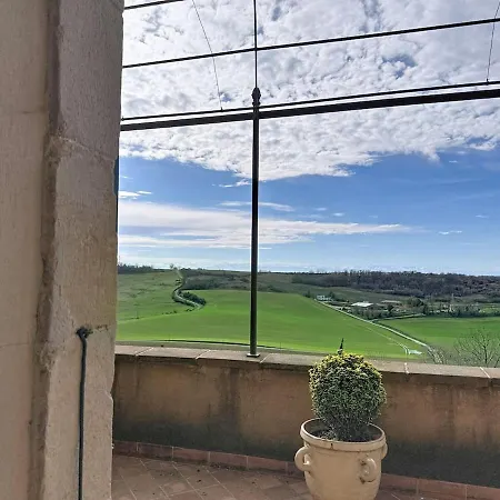 بيت للعطل La Barbacane